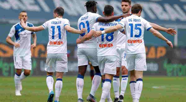 L’Atalanta batte il Genoa 4-3 e vola in Champions