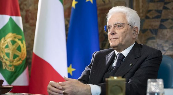 Omofobia, Mattarella “La violenza spinge verso fanatismi inaccettabili”