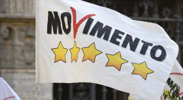 Si accende lo scontro M5S-Rousseau sui dati degli iscritti