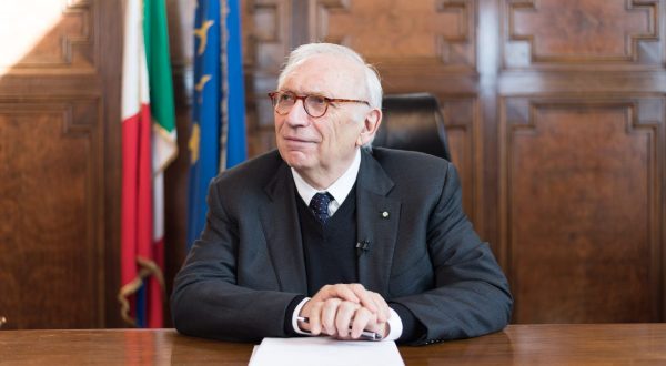 Bianchi “Assumeremo 70 mila docenti, poi un concorso all’anno”