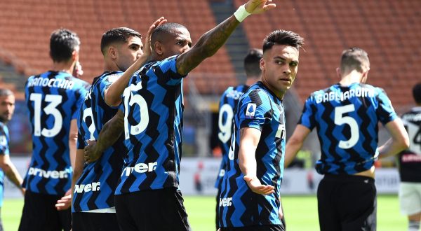 L’Inter festeggia lo scudetto con un 5-1 sull’Udinese