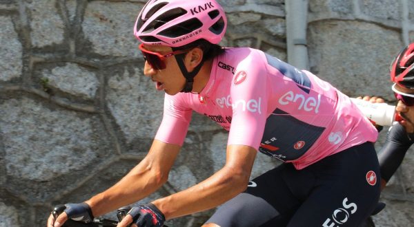 Bernal vince il Giro d’Italia, ultima tappa a Ganna