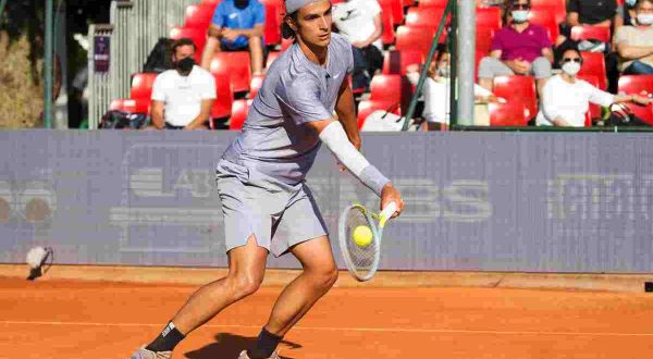 Impresa Musetti al Roland Garros, avanti Sinner, fuori Sonego