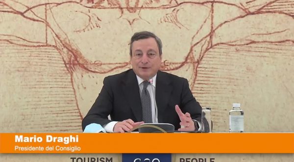 Turismo, Draghi “Da metà maggio il green pass nazionale”