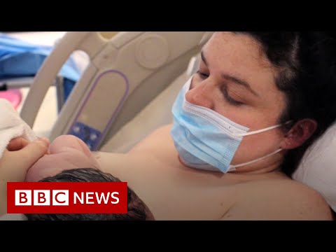 Mothers told to wear face masks during labour – BBC News