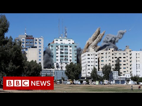 Israel destroys Gaza tower housing foreign media – BBC News