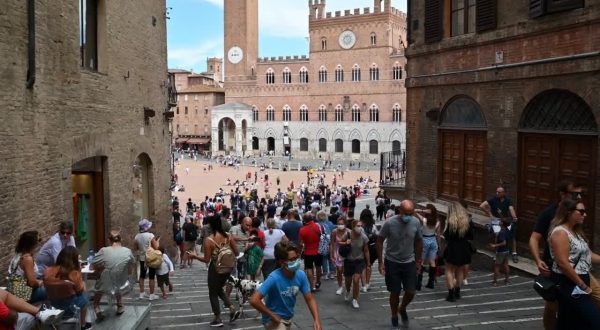 Turismo, 9 milioni di italiani pronti a partire