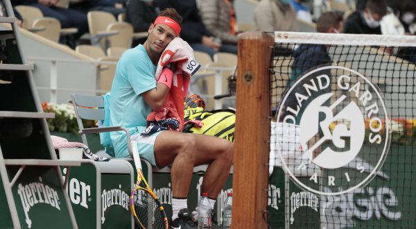 Nadal batte Sinner in 3 set e vola ai quarti del Roland Garros