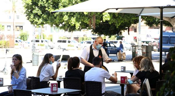 Covid, dal 14 giugno altre 5 regioni e Provincia Trento in zona bianca