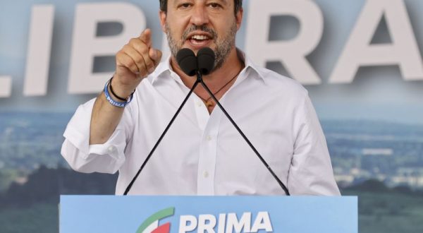 Lega manifesta a Roma, Salvini “Il centrodestra deve unirsi”