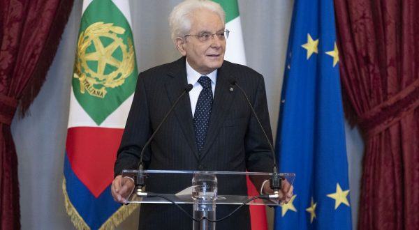 Mattarella “Fiamme Gialle in prima linea anche nell’emergenza Covid”