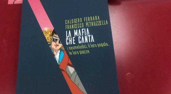 Dall’1 luglio in libreria e negli store digitali “La mafia che canta”