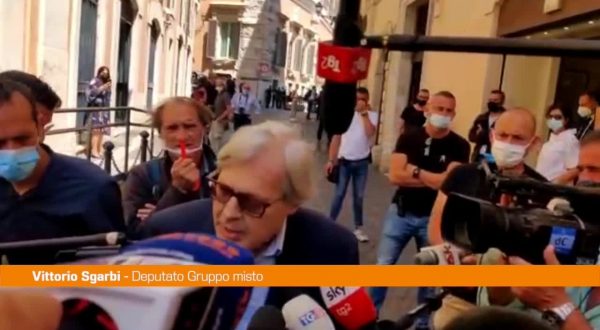 Amministrative, Sgarbi: “Suggestione tridente per Roma”