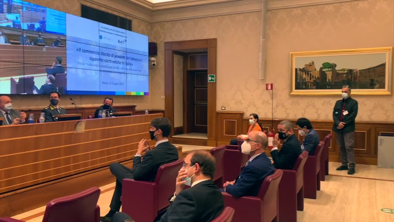 Il contrabbando di sigarette ogni anno ci costa 800 mln di euro