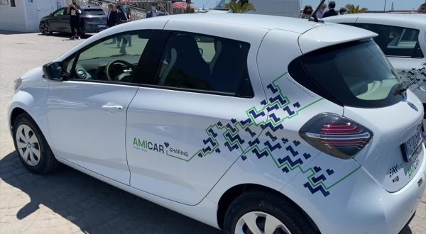 Mobilize, il car sharing di Renault a Napoli