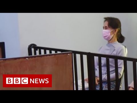 Trial of Myanmar's Aung San Suu Kyi begins - BBC News