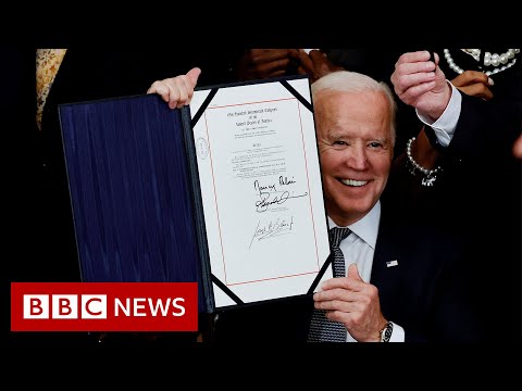 President Biden signs bill creating Juneteeth holiday in Amercia  – BBC News