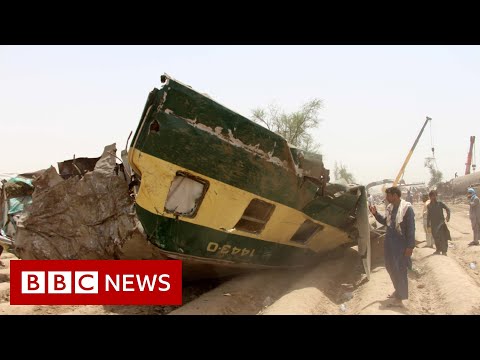 Passenger trains crash in Pakistan killing dozens – BBC News