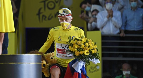 Tour, O’Connor vince a Tignes e Pogacar resta giallo