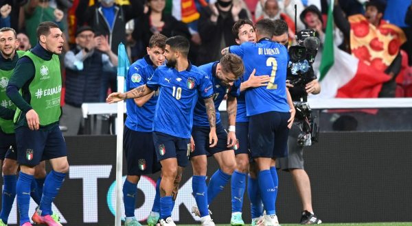 L’Italia batte la Spagna ai rigori e vola in finale