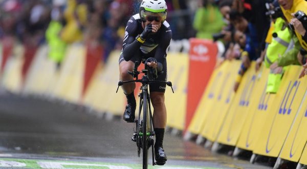 Cavendish vince la tredicesima tappa del Tour de France