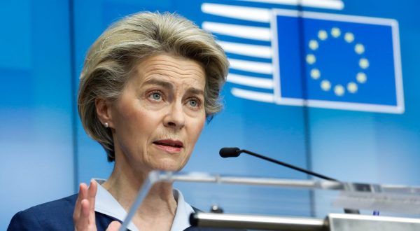 Von der Leyen “Oltre metà degli europei vaccinata con la seconda dose”