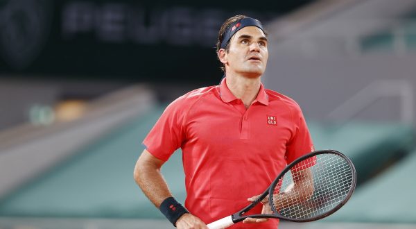 Problemi a un ginocchio, niente Tokyo per Federer