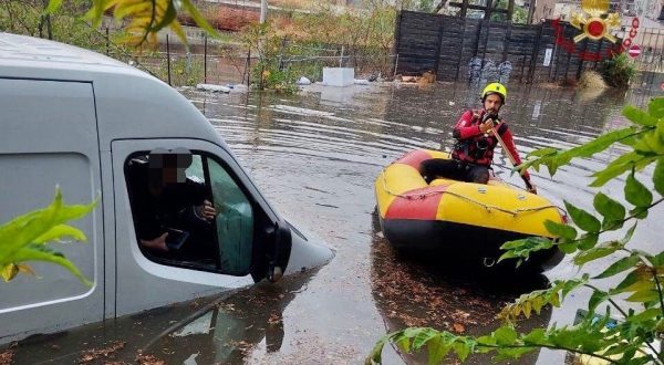 Maltempo, a Palermo 100 interventi per allagamenti e danni d’acqua