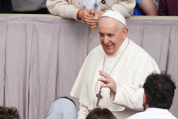 Papa Francesco “Tra giovani e anziani una nuova alleanza”