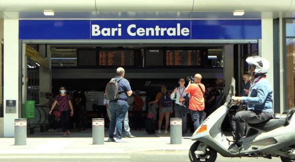 Inaugurata la stazione centrale di Bari