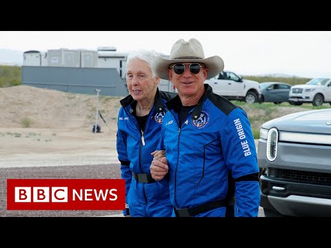 Jeff Bezos and crew launch into space on New Shepard - BBC News