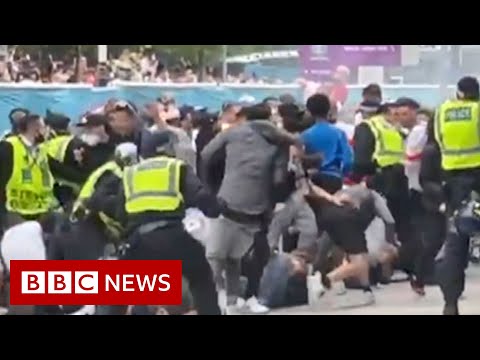 Ticketless England fans break into Wembley for Euro 2020 final – BBC News