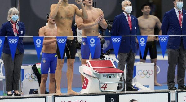 Nuoto, bronzo Italia nella 4×100 mista uomini