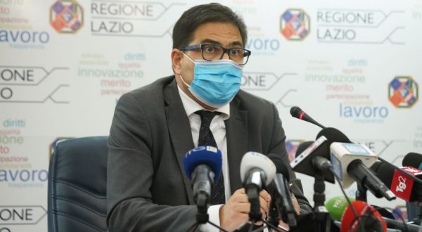 D’Amato rassicura “Entro 72 ore ripartono le prenotazioni per i vaccini”