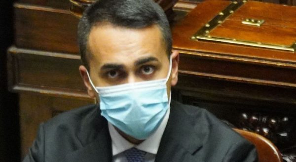 Di Maio “Niente scossoni, chi minaccia il governo minaccia la ripresa”