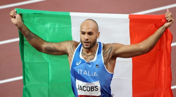 Jacobs conquista l’oro anche sui media, Pellegrini lo tallona