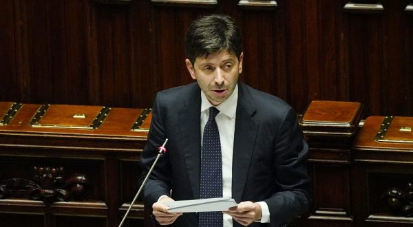 Eutanasia, Speranza “Trovare sintesi nel dibattito parlamentare”