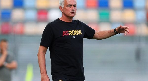 Mourinho “Mercato? Manca qualcosa, ma qui club fantastico”