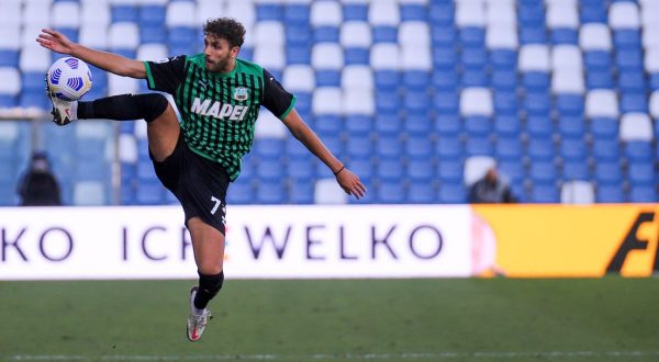 Juve ufficializza l’arrivo di Locatelli, firma fino al 2023