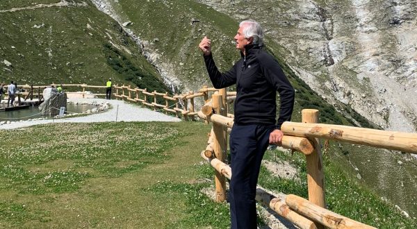 Sul Monte Bianco omaggio a Dante con il reading più alto d’Europa