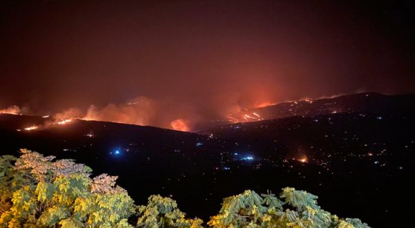 Incendi, dalle Isole Eolie alle Madonie: a Gangi inizia conta dei danni