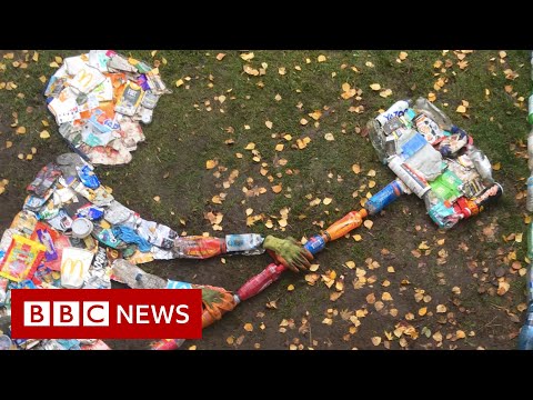 “I make art out of discarded facemasks” – BBC News