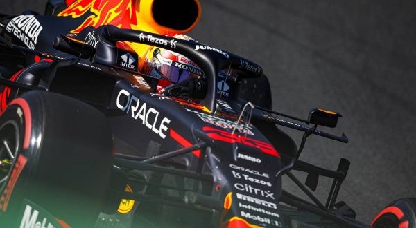 Pole Verstappen in Olanda, le due Ferrari in terza fila