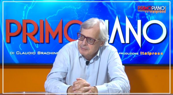 Sgarbi “Gli italiani si vaccinano, il green pass è inutile”