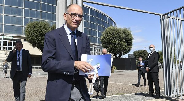 Green Pass, Letta “Noi abbiamo fatto scelta della responsabilità”