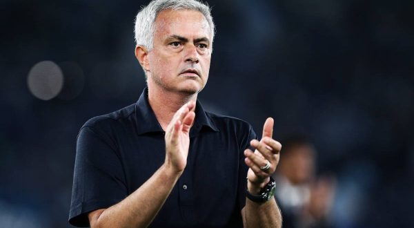 Mourinho fa turnover in Conference League “Ma vogliamo la coppa”