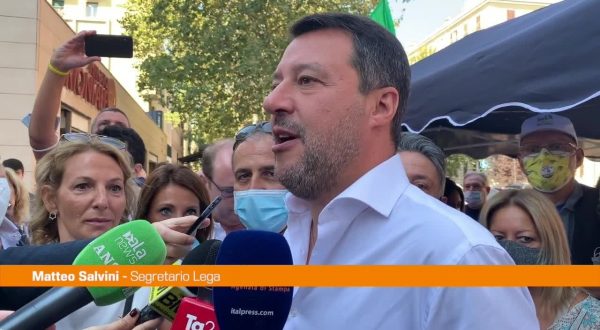 Covid, Salvini: “Fiducia al Governo ma non esagerare con i divieti”