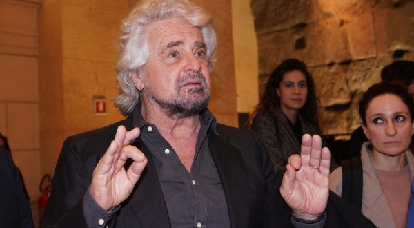 Green pass, Grillo “I tamponi siano gratuiti”