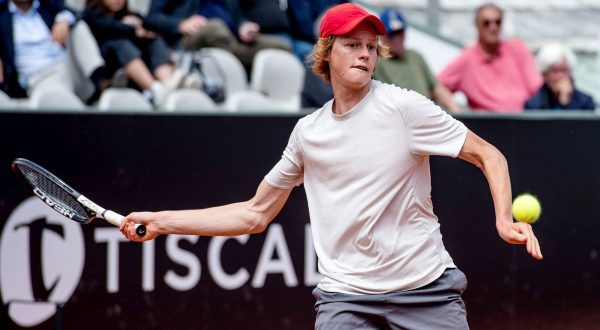 Sinner conquista ad Anversa il quarto titolo Atp del 2021