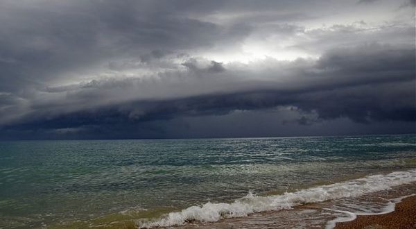 Maltempo, scatta l’allerta rossa in Sicilia